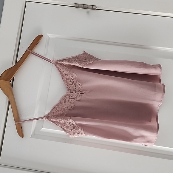 Abercrombie & Fitch Tops - Abercrombie & Fitch dusty rose pink camisole with lace!